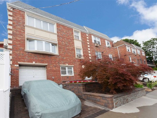 Multi-family for Sale Whitestone, Queens