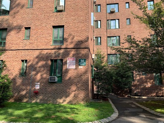 Condo for Sale Parkchester, Bronx