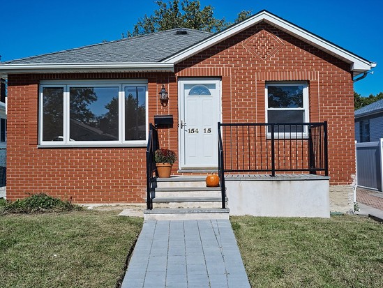 Single-family for Sale Whitestone, Queens