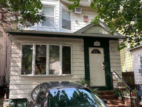 Single-family for Sale Midwood, Brooklyn