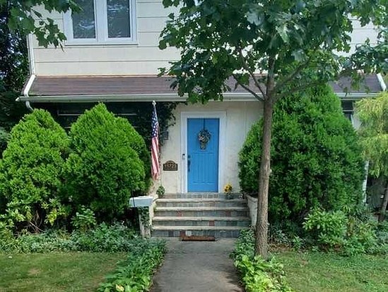 Single-family for Sale Whitestone, Queens