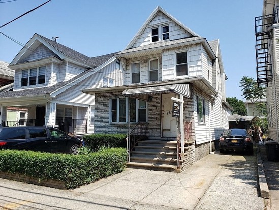 Single-family for Sale Midwood, Brooklyn