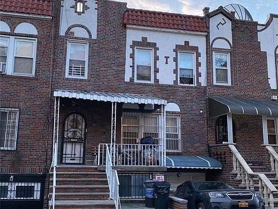 Multi-family for Sale Bensonhurst, Brooklyn