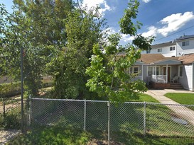 Home for Pre-foreclosure South Beach, Staten Island