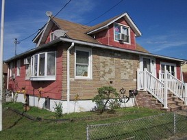 Home for Pre-foreclosure / auction Jamaica, Queens