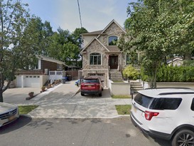 Home for Pre-foreclosure Huguenot, Staten Island