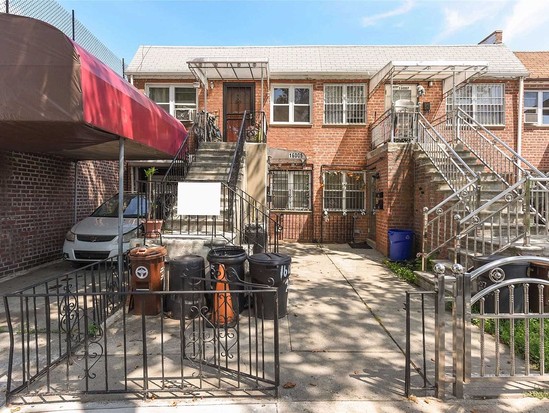 Multi-family for Sale Flushing, Queens