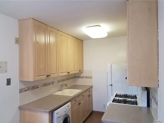 Condo for Sale Clearview, Queens