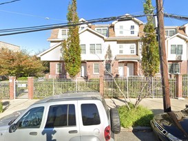 Home for Pre-foreclosure Throggs Neck, Bronx