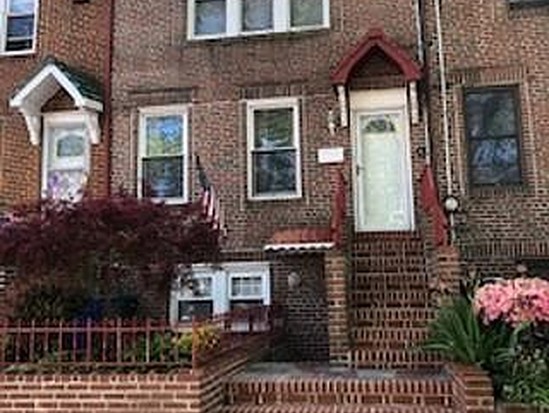 Single-family for Sale Marine Park, Brooklyn