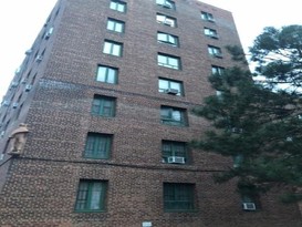 Home for Pre-foreclosure / auction Parkchester, Bronx