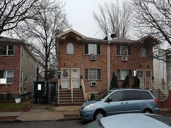 Single-family for Pre-foreclosure / auction South Jamaica, Queens