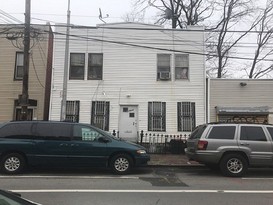 Home for Pre-foreclosure / auction Ridgewood, Queens