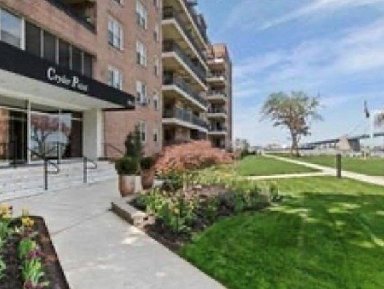 Condo for Sale Whitestone, Queens