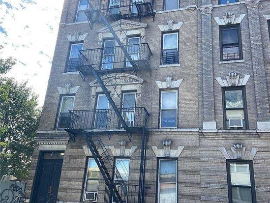 Multi-family for Sale Greenpoint, Brooklyn