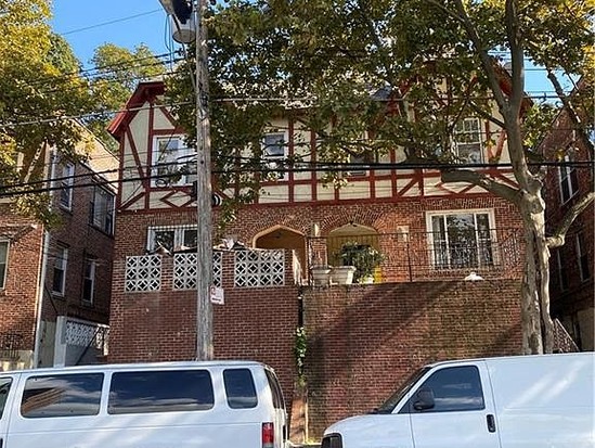 Multi-family for Sale Morris Heights, Bronx