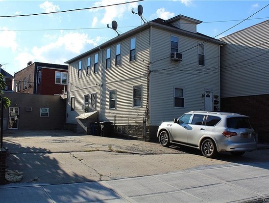 Multi-family for Sale Morris Park, Bronx