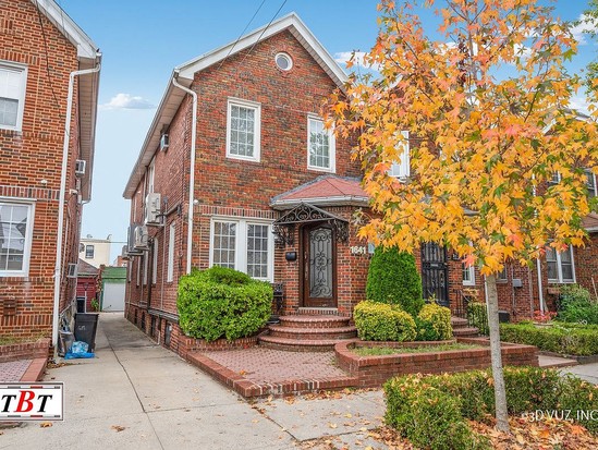 Single-family for Sale Marine Park, Brooklyn