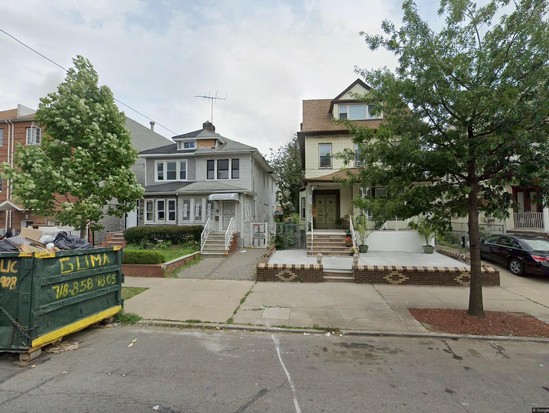 Single-family for Pre-foreclosure East Flatbush, Brooklyn