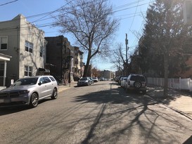 Home for Pre-foreclosure / auction Van Nest, Bronx