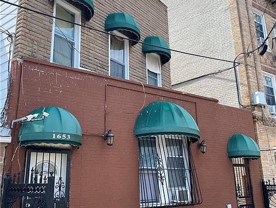 Multi-family for Sale Van Nest, Bronx