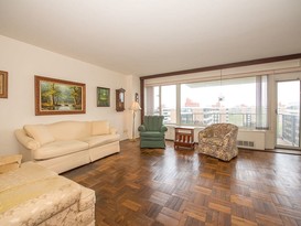 Home for Sale Whitestone, Queens