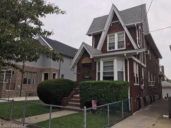 Single-family for Sale Marine Park, Brooklyn