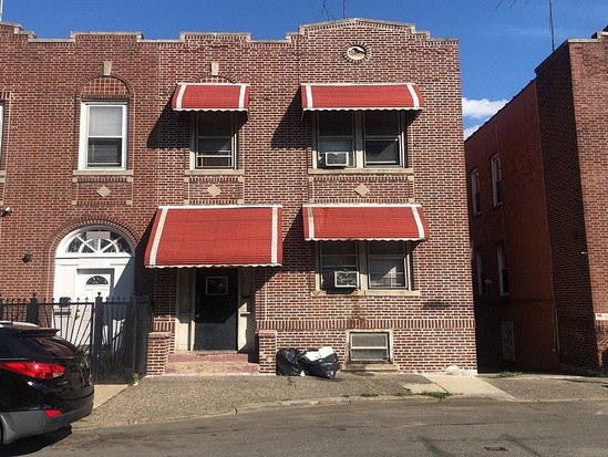 Multi-family for Pre-foreclosure / auction Tremont, Bronx