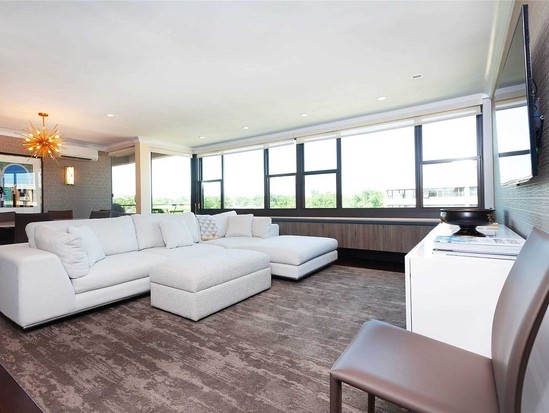 Condo for Sale Whitestone, Queens