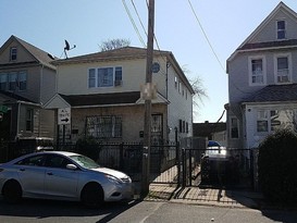 Home for Pre-foreclosure / auction St Albans, Queens