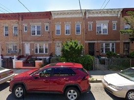 Home for Pre-foreclosure / auction Jamaica, Queens