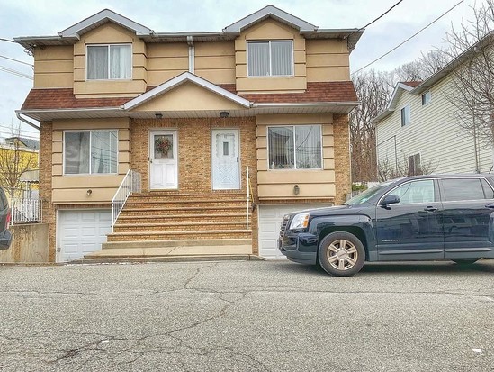 Single-family for Sale Midland Beach, Staten Island