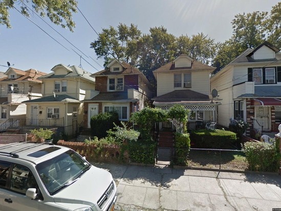 Single-family for Pre-foreclosure / auction St Albans, Queens