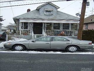 Townhouse for Pre-foreclosure Springfield Gardens, Queens