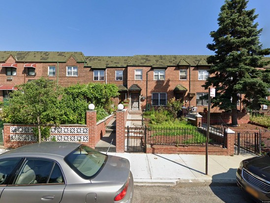 Multi-family for Pre-foreclosure Ridgewood, Queens