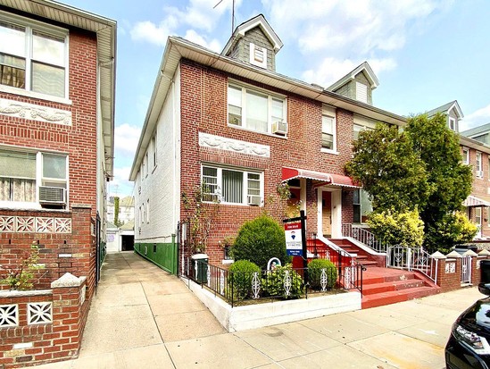 Multi-family for Sale Bensonhurst, Brooklyn