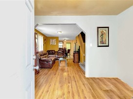 Home for Sale St Albans, Queens