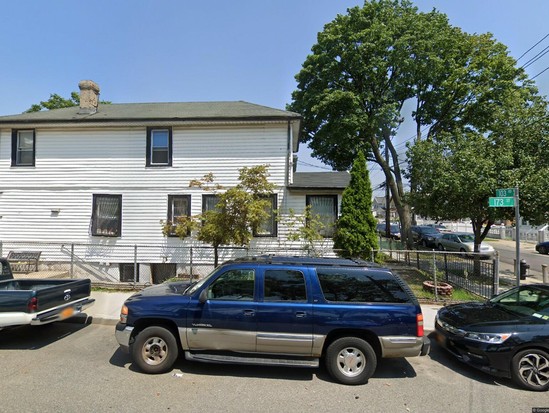 Single-family for Pre-foreclosure St Albans, Queens