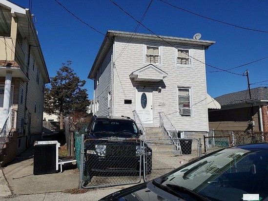 Single-family for Pre-foreclosure / auction Springfield Gardens, Queens