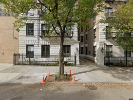 Home for Pre-foreclosure / auction Morningside Heights, Manhattan