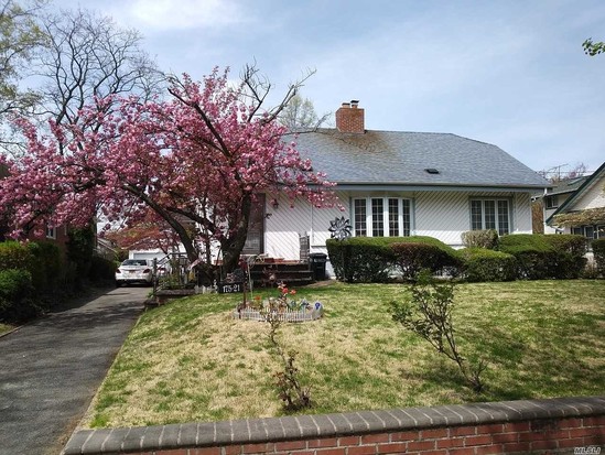 Single-family for Sale Jamaica Estates, Queens