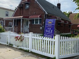 Home for Sale Springfield Gardens, Queens