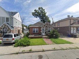 Home for Pre-foreclosure Springfield Gardens, Queens