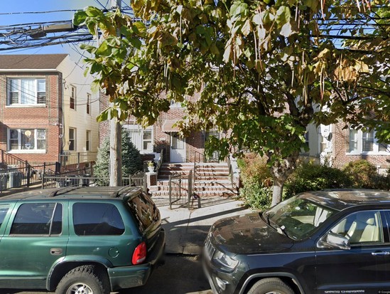 Multi-family for Pre-foreclosure Soundview, Bronx