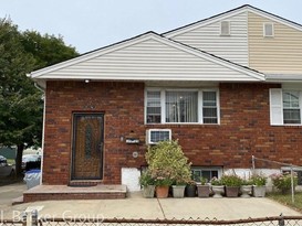 Home for Sale Springfield Gardens, Queens