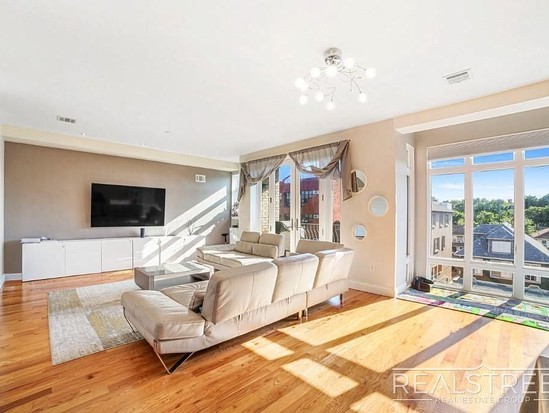 Condo for Sale Sheepshead Bay, Brooklyn