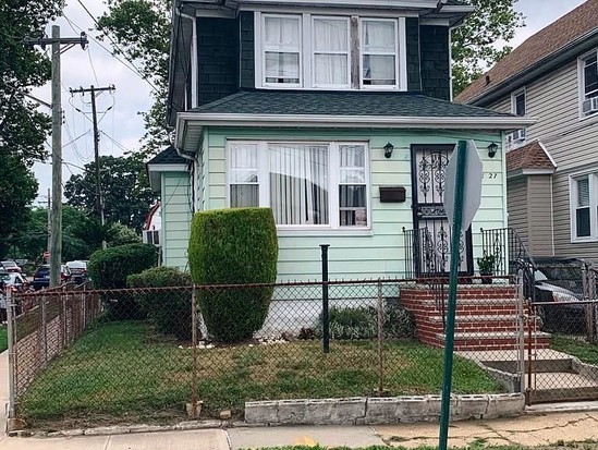 Single-family for Sale St Albans, Queens