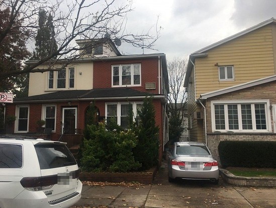 Single-family for Pre-foreclosure / auction Gravesend, Brooklyn