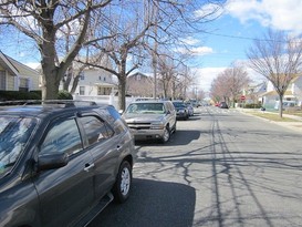 Home for Pre-foreclosure / auction Springfield Gardens, Queens