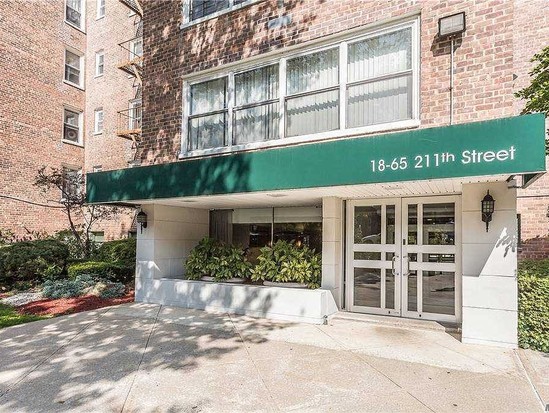 Condo for Sale Bayside, Queens